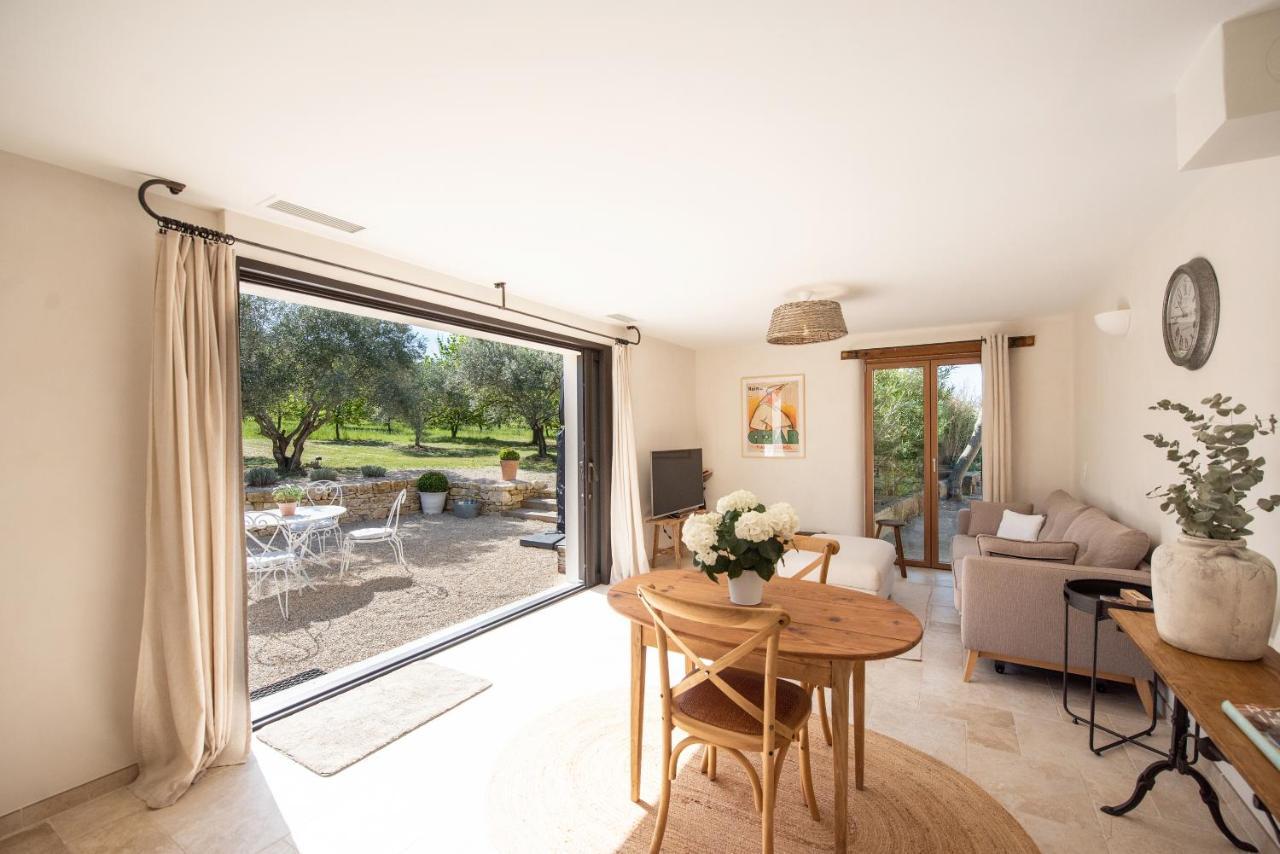 La Petite Ruche, 1 bedroom Gite in the Luberon Apt Buitenkant foto